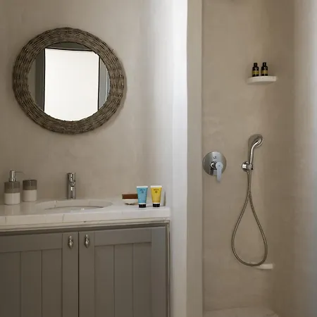 Luxury 5bdr Retreat In Mykonos