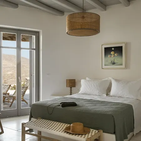 Luxury 5bdr Retreat In Mykonos Kalafatis
