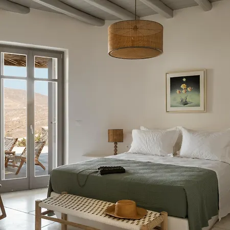 Luxury 5bdr Retreat In Mykonos Kalafatis