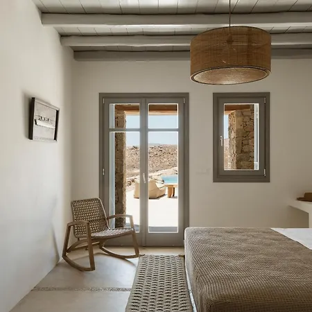 Luxury 5bdr Retreat In Mykonos Kalafatis