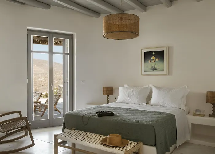 Luxury 5bdr Retreat In Mykonos Kalafáti