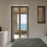 Luxury 5bdr Retreat In Mykonos