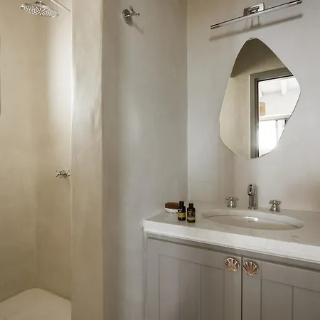 Villa Luxury 5bdr Retreat In Mykonos